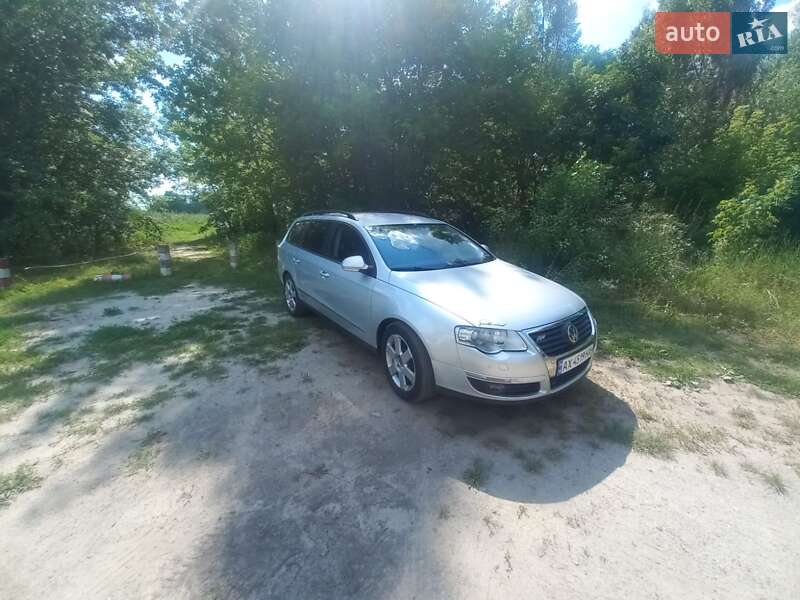 Універсал Volkswagen Passat 2008 в Харкові