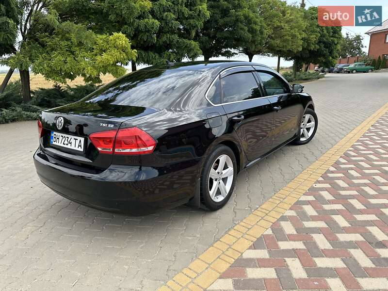 Седан Volkswagen Passat 2014 в Татарбунарах