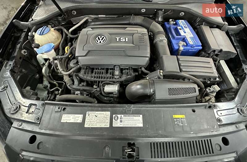 Седан Volkswagen Passat 2014 в Татарбунарах