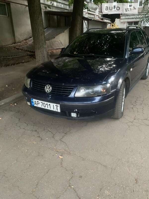 Универсал Volkswagen Passat 1998 в Киеве