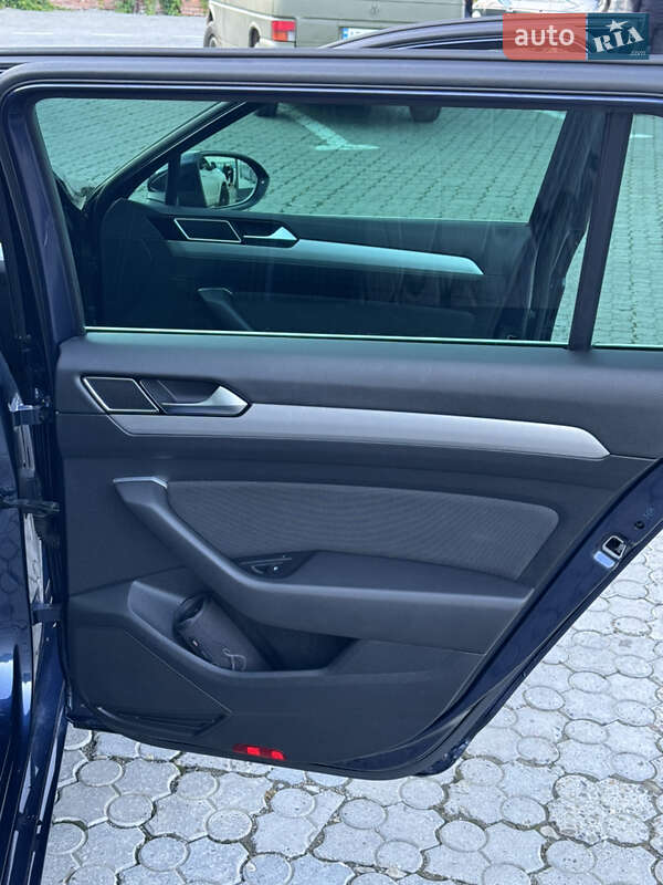 Универсал Volkswagen Passat 2016 в Черновцах