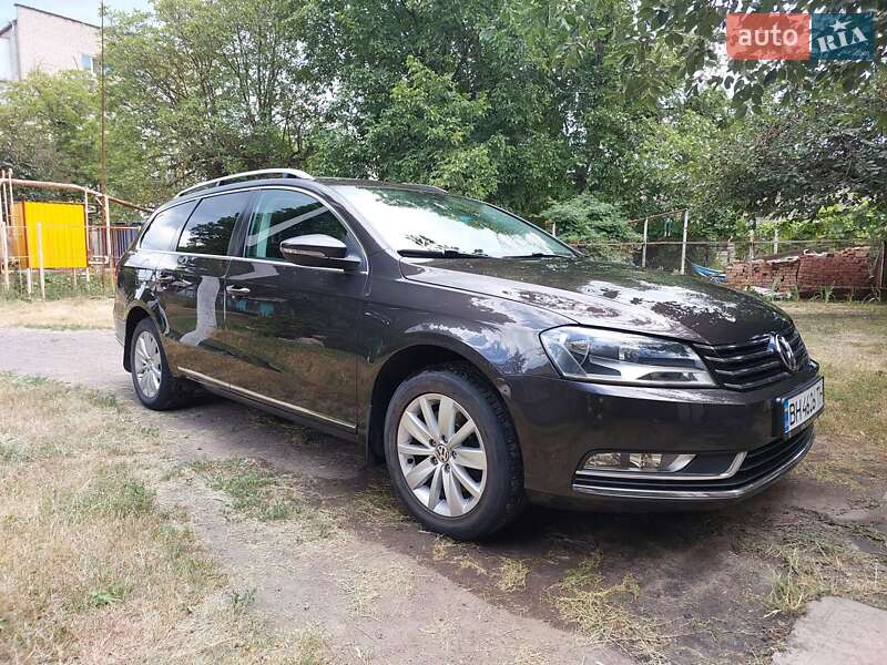 Универсал Volkswagen Passat 2011 в Подольске