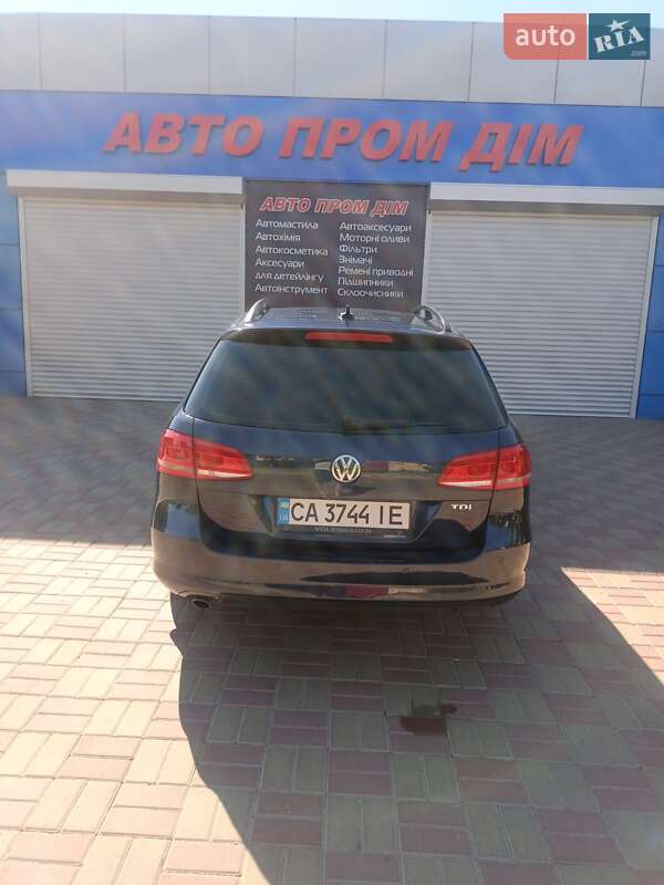 Універсал Volkswagen Passat 2011 в Черкасах