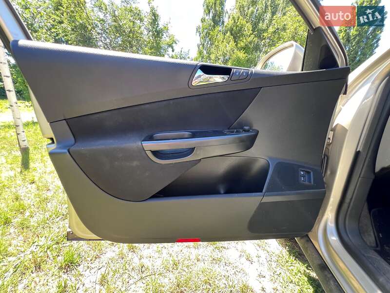 Седан Volkswagen Passat 2007 в Пирятине