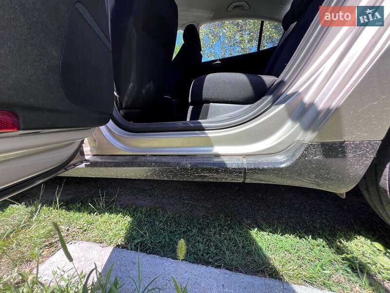 Седан Volkswagen Passat 2007 в Пирятине