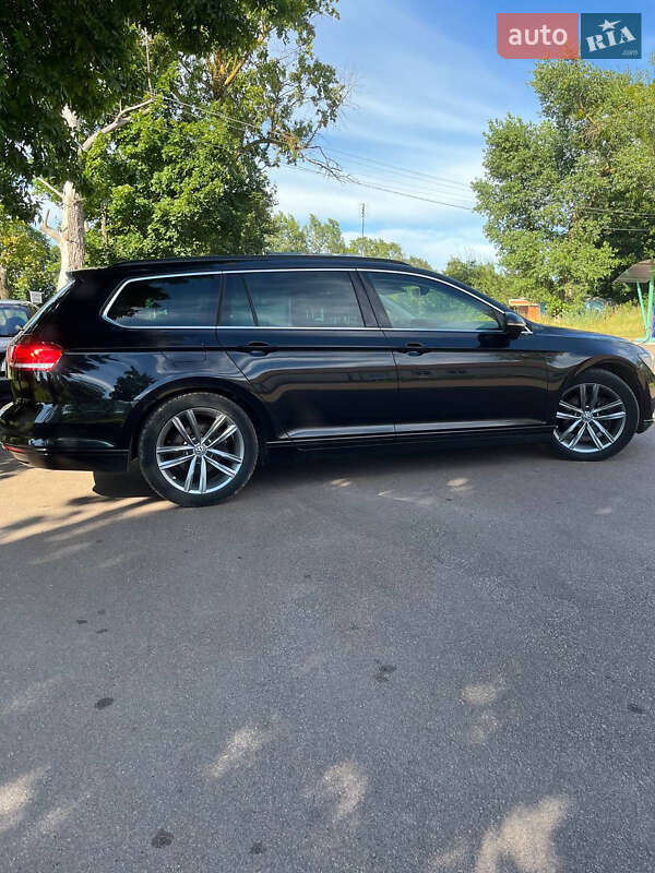Универсал Volkswagen Passat 2015 в Овруче