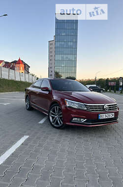 Седан Volkswagen Passat 2016 в Тернополі