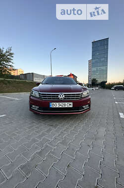 Седан Volkswagen Passat 2016 в Тернополі