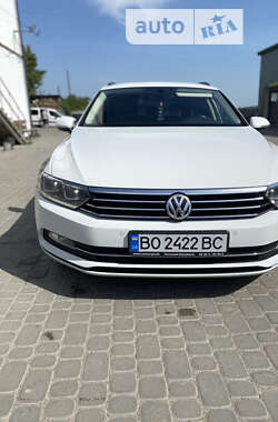 Универсал Volkswagen Passat 2015 в Чорткове