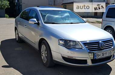 Седан Volkswagen Passat 2006 в Одессе