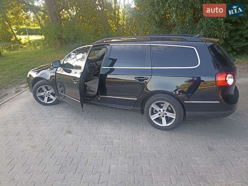 Універсал Volkswagen Passat 2008 в Львові