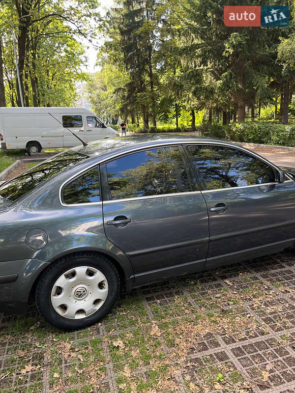 Седан Volkswagen Passat 2002 в Виннице фото 33 Седан Volkswagen Passat 2002 в Виннице