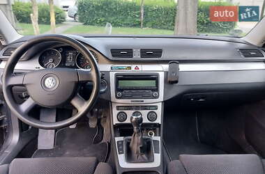 Универсал Volkswagen Passat 2009 в Киеве