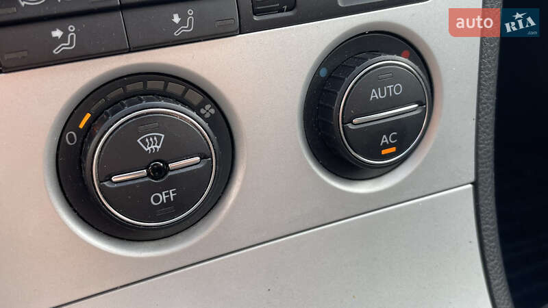 Универсал Volkswagen Passat 2008 в Долине