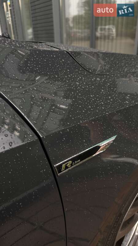 Седан Volkswagen Passat 2016 в Черкассах