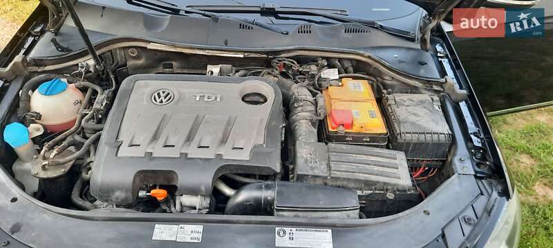 Универсал Volkswagen Passat 2011 в Львове