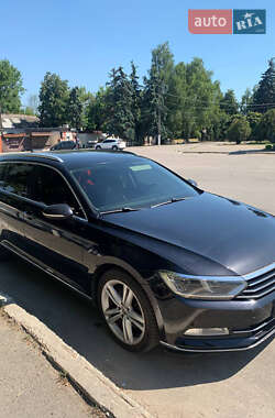 Универсал Volkswagen Passat 2015 в Харькове