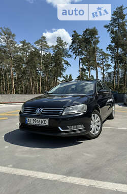 Универсал Volkswagen Passat 2012 в Киеве