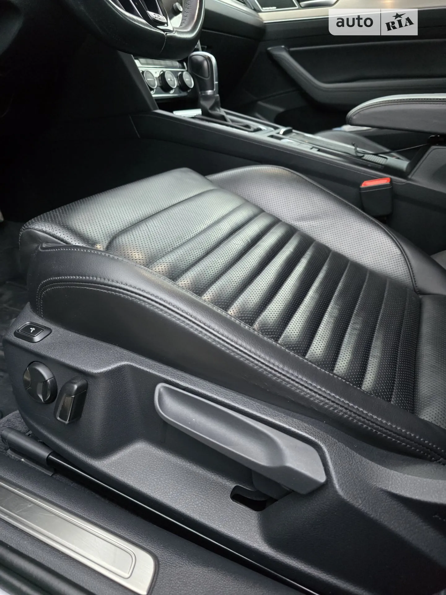 2016 Volkswagen Passat - мініатюра 11