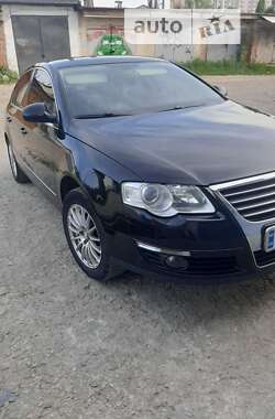 Седан Volkswagen Passat 2008 в Івано-Франківську