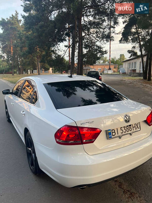 Седан Volkswagen Passat 2012 в Одессе