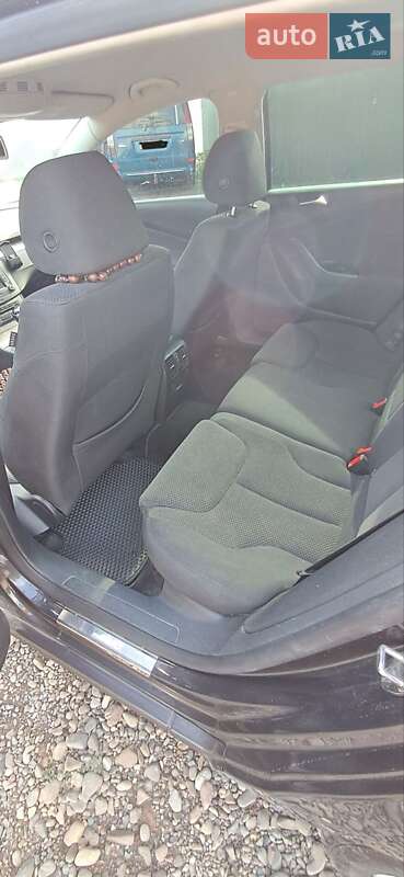 Универсал Volkswagen Passat 2010 в Черновцах