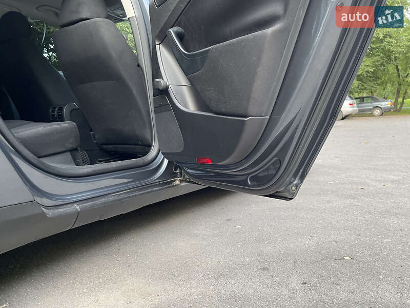Седан Volkswagen Passat 2010 в Староконстантинове