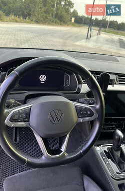 Седан Volkswagen Passat 2020 в 