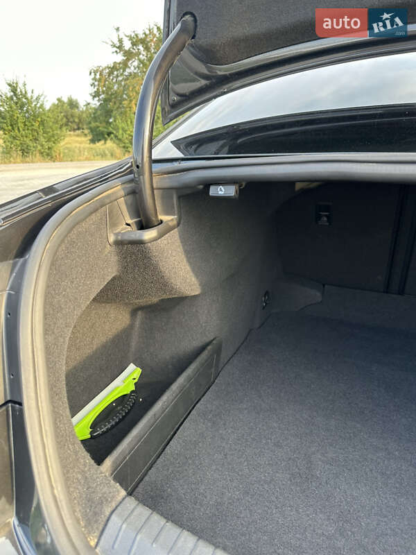 Седан Volkswagen Passat 2020 в Черновцах