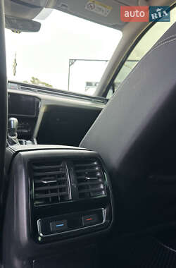 Седан Volkswagen Passat 2020 в 