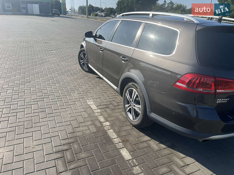 Универсал Volkswagen Passat 2014 в Каменском