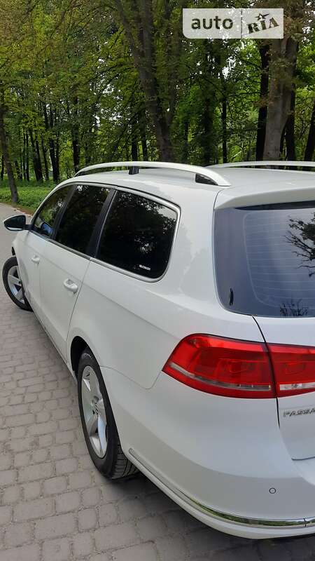 Универсал Volkswagen Passat 2011 в Львове