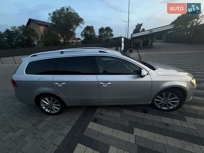 Універсал Volkswagen Passat 2013 в Львові