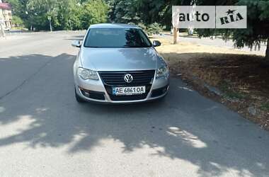 Седан Volkswagen Passat 2008 в Днепре