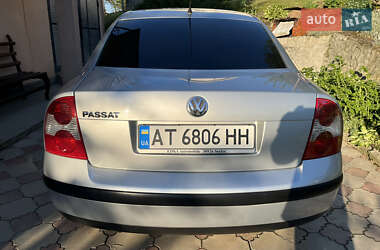 Седан Volkswagen Passat 2001 в Черновцах