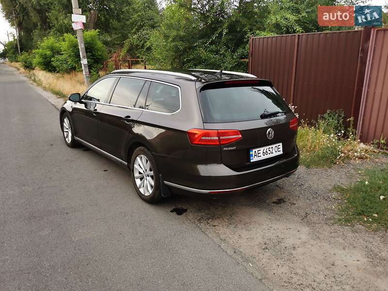 Универсал Volkswagen Passat 2016 в Днепре