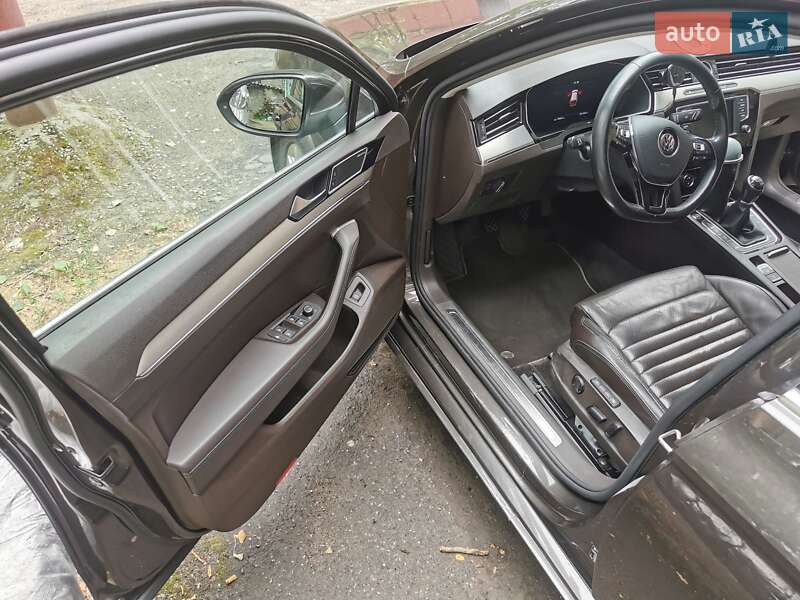 Универсал Volkswagen Passat 2016 в Днепре