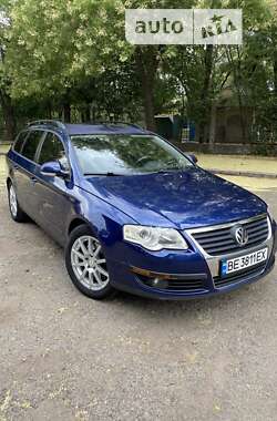 Универсал Volkswagen Passat 2006 в Николаеве