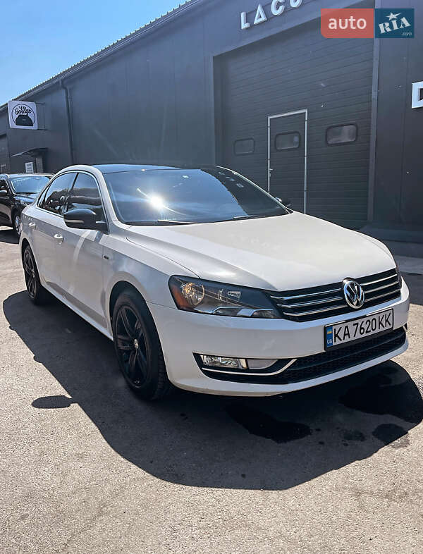 Седан Volkswagen Passat 2014 в Киеве