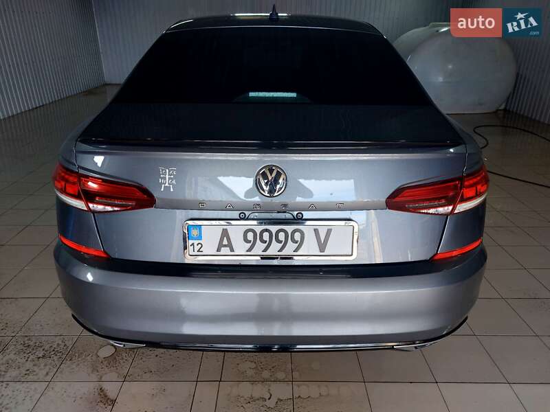 Седан Volkswagen Passat 2020 в Устиновке