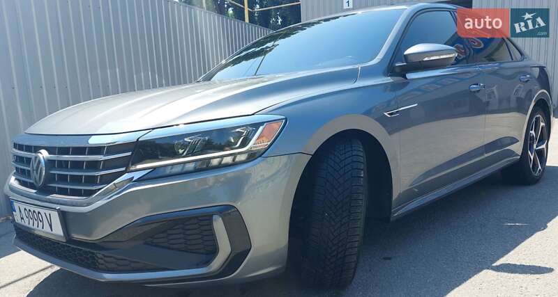 Седан Volkswagen Passat 2020 в Устиновке