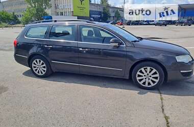 Универсал Volkswagen Passat 2008 в Ивано-Франковске