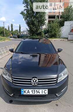 Универсал Volkswagen Passat 2013 в Вышгороде