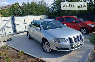 Седан Volkswagen Passat 2006 в Ирпене