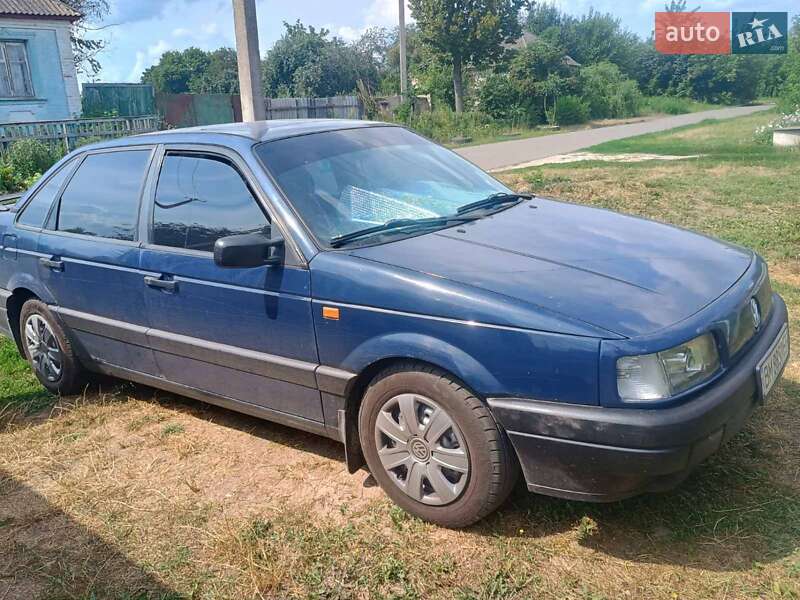 Седан Volkswagen Passat 1993 в Бурыни фото 4 Седан Volkswagen Passat 1993 в Бурыни