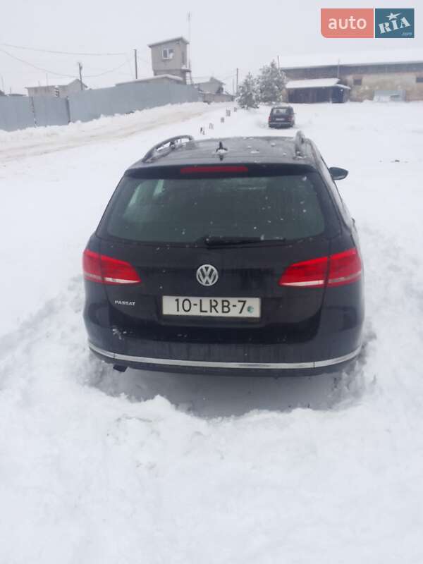 Универсал Volkswagen Passat 2012 в Львове фото 16 Универсал Volkswagen Passat 2012 в Львове