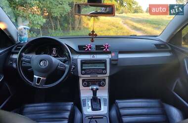 Универсал Volkswagen Passat 2010 в Хмельнике