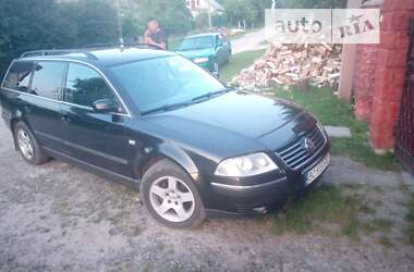 Универсал Volkswagen Passat 2002 в Ровно