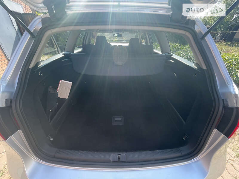 Универсал Volkswagen Passat 2009 в Полтаве