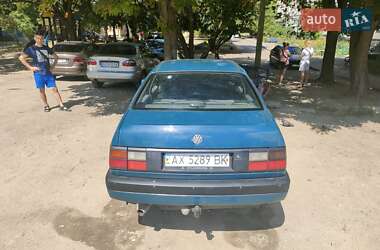 Седан Volkswagen Passat 1988 в Харькове